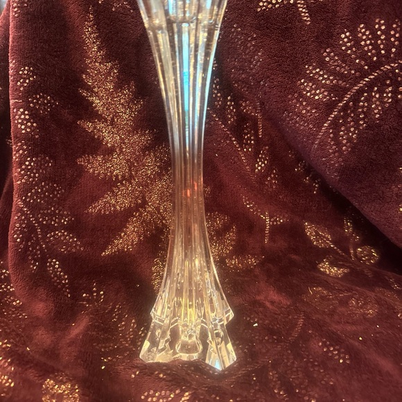 Pair of Mikasa clear crystal candle holders. Add a sparkle to any room. - Picture 10 of 10